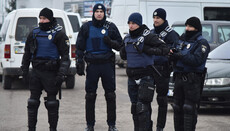 25 грудня влада задіяла 20 тисяч поліцейських для охорони порядку