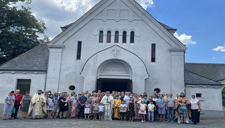 An UOC community in Germany. Photo: facebook.com/church.information.centre