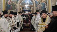 Dumenko holds a 'service' in the seized St. Nicholas Cathedral of Kremenets