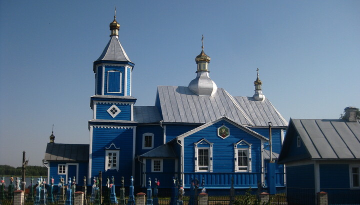 Храм на честь Казанської ікони Божої Матері в с. Піща. Фото: uk.wikipedia.org