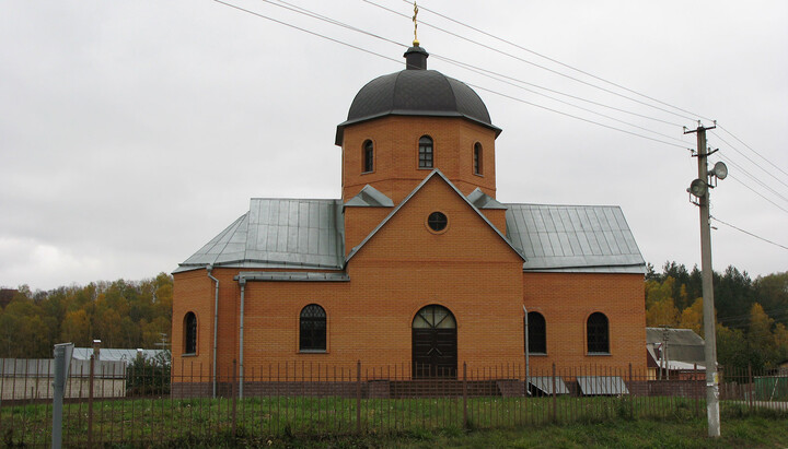 Храм у селі Лісники. Фото: Вікіпедія