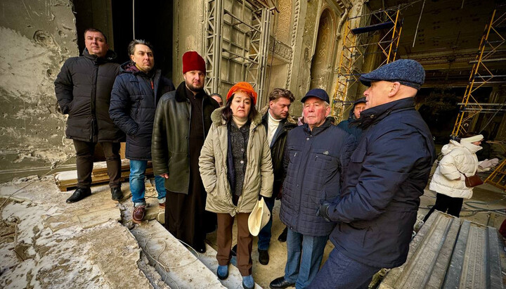 Odesa and UNESCO officials inspecting the Transfiguration Cathedral. Photo: the Odesa City Council website