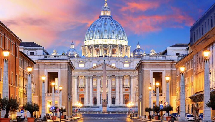 St Peter's Cathedral in Rome. Photo: planetofhotels.com