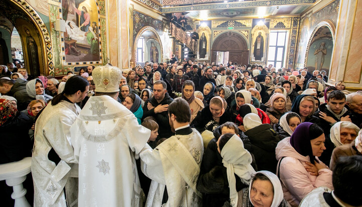 Праздничная литургия в Киево-Печерской лавре. Фото: facebook.com/MitropolitAntoniy