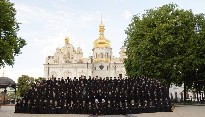 Priesthood and brethren of the Kyiv-Pechersk Lavra. Photo: KPL website