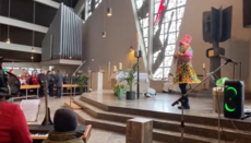 У німецькому храмі РКЦ парафіян причащали під «Танець каченят»
