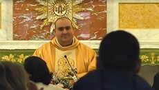 В Італії католицького священника намагалися отруїти під час Євхаристії