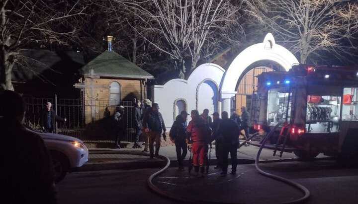 Fire on the territory of the temple of the Odesa Eparchy. Photo: Dumska
