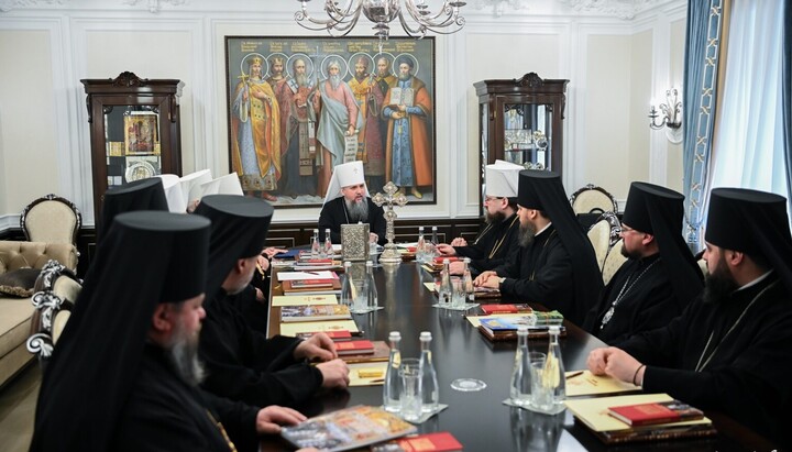 A meeting of the synod of the OCU. Photo: pomisna.info