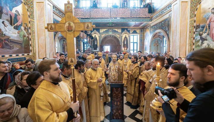 Λιτή υπέρ αναπαύσεως Πατριάρχη Νεόφυτου. Φωτογραφία: news.church.ua
