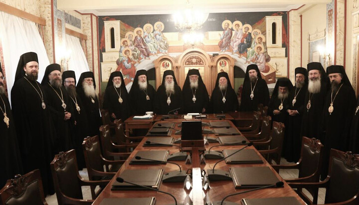 Members of the Holy Synod of the Hellenic Church. Photo: avgi.gr