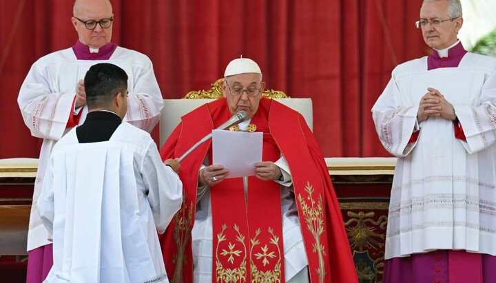 Pope, welcoming pilgrims from various parts of Italy and the world, urged not to forget about nations affected by wars, singling out Ukraine. Photo: vaticannews.va