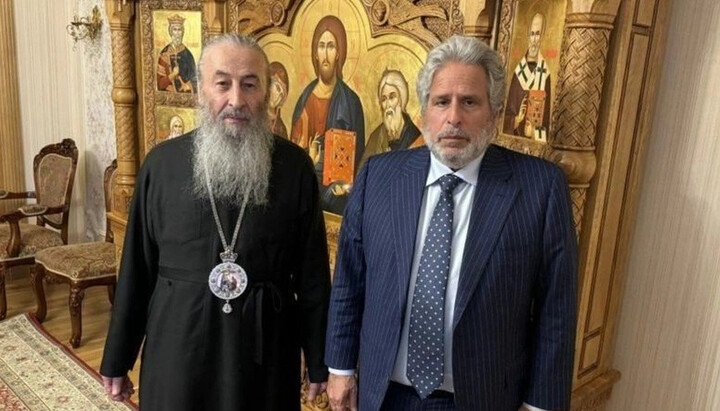 Preafericitul Mitropolit Onufrie și Robert Amsterdam. Imagine: Serviciul de presă al Bisericii Ortodoxe Ucrainene