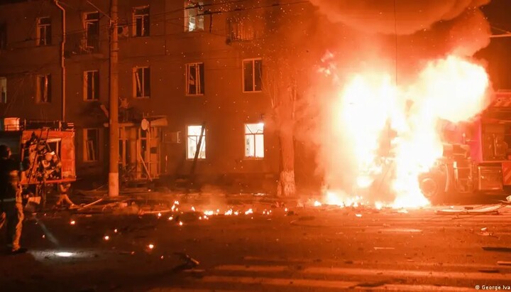 The aftermath of the strike on Kharkiv on April 4, 2024. Photo: George Ivanchenko/picture alliance/AP