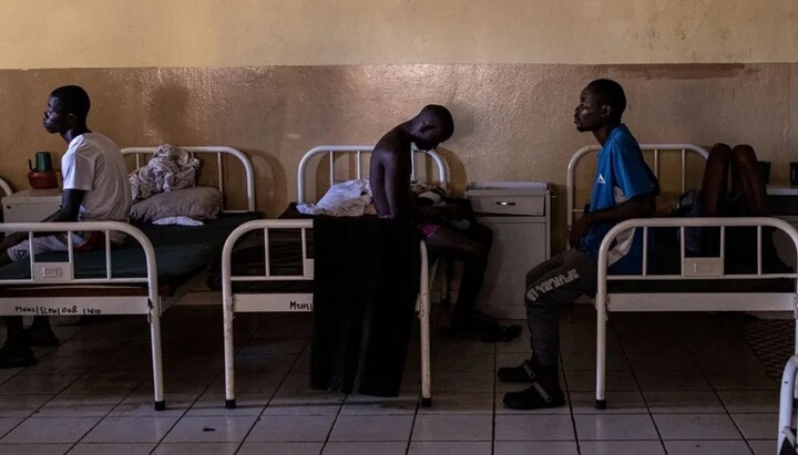 63% пацієнтів психіатричної лікарні Сьєрра-Леоне були госпіталізовані через проблеми, пов'язані з кушем. Фото: bbc.com