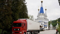 В Святогорскую лавру прибыло 22 тонны гуманитарной помощи из Винницы