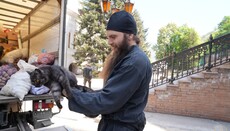 В Святогорскую лавру очередную помощь доставили православные буковинцы