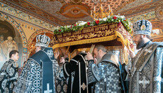 Блаженнейший возглавил чин погребения Плащаницы в Киево-Печерской лавре
