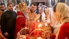 В Киево-Печерской лавре Предстоятель УПЦ возглавил Пасхальное богослужение