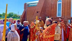 В новопостроенном храме УПЦ в селе Новое Тарутино совершили первую литургию