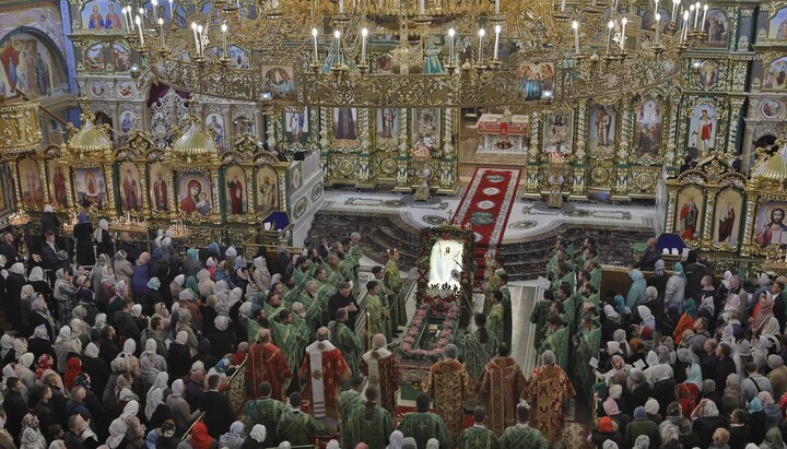 Mii de credincioși ai Bisericii Ortodoxe Ucrainene se roagă în Lavra de la Poceaev. 12 mai 2024 Imagine: t.me/peace_youtube_ua