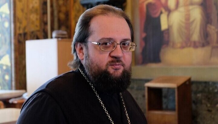 Rector of KDAiS Archbishop Sylvester. Photo: pravlife.org