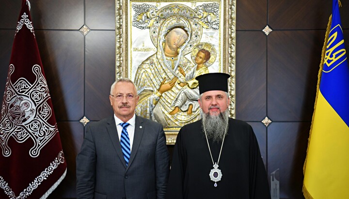 Acting Head of the Constitutional Court Holovaty and Head of the OCU Dumenko. Photo: OCU