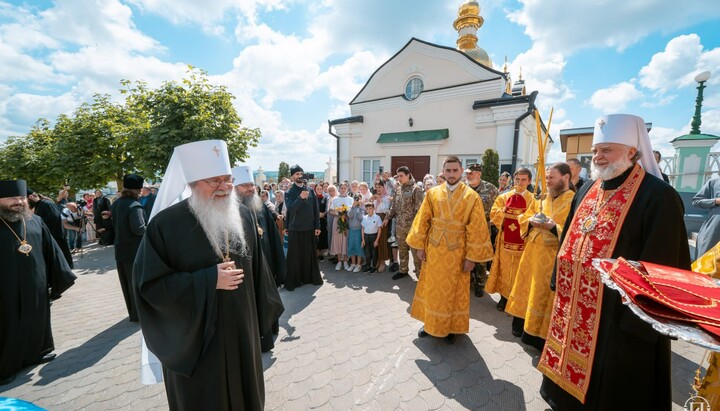 Предстоятель Православной Церкви Америки в Почаевской лавре. Фото: УПЦ
