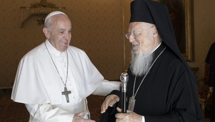 Папа Франциск і патріарх Варфоломій. Фото: vaticannews.va