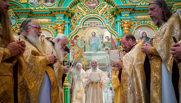 Блаженнейший Онуфрий возглавил богослужения в храме Киево-Печерской лавры. Фото: lavra.ua