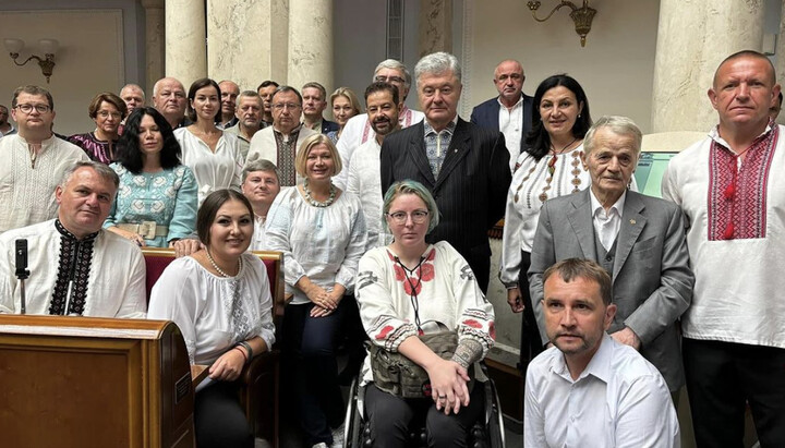 Петро Порошенко зі своїми однопартійцями. Фото: instagram Ірини Геращенко