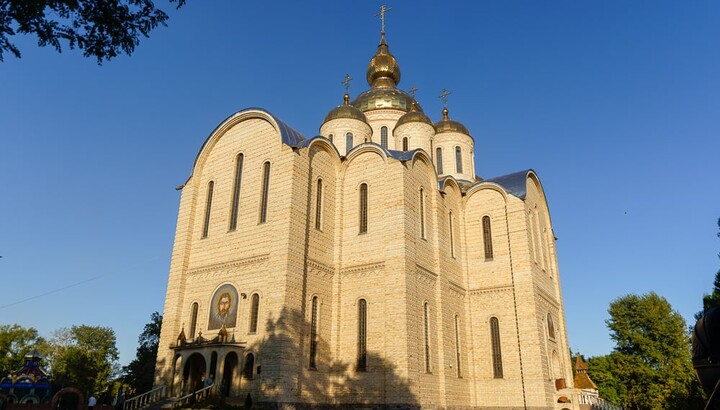 Архангело-Михайловский кафедральный собор УПЦ в Черкассах. Фото: cherkasy.church.ua