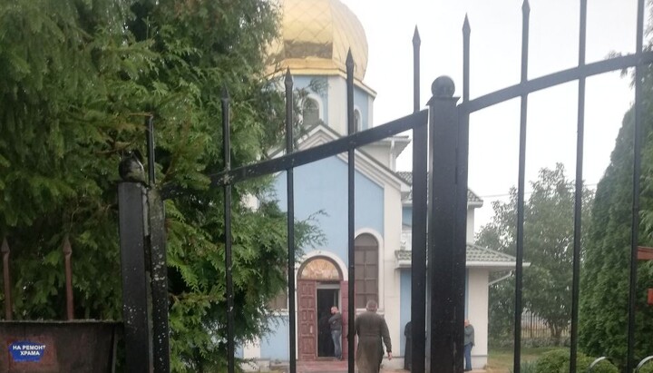 OCU raiders led by UGCC cleric seizes temple in vlg Novosilky