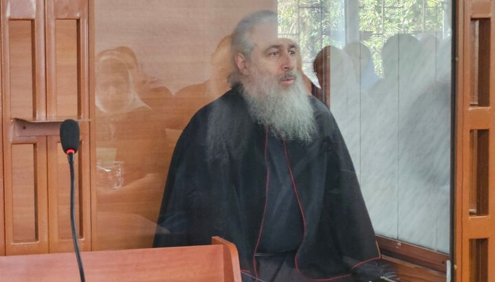 Metropolitan Arseniy in court. Photo: Sviatohirsk Lavra