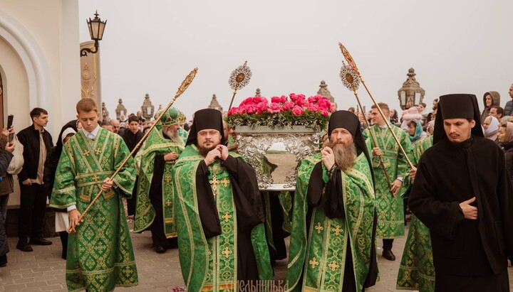 Крестный ход с мощами прп. Иова в Почаевской лавре 10 октября 2024г. Фото: Хмельницкая епархия