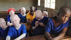 Малави: пастор-альбинос отказался от служения из-за угрозы жизни