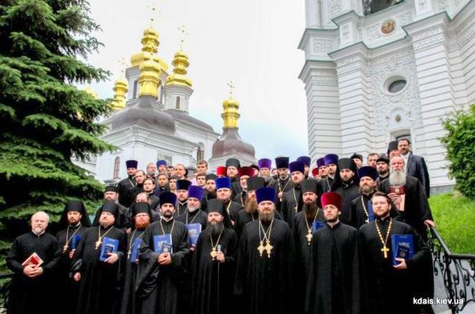 Випускники Київських духовних шкіл стануть опорою у несенні Євангельської істини