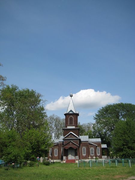 Церковь Рождества Пресвятой Богородицы в селе Малая Березанка (1883) фото 13