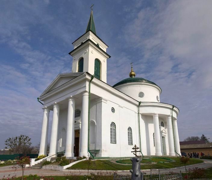 Церковь во имя святой Троицы в городе Богуслав (1861) фото 4