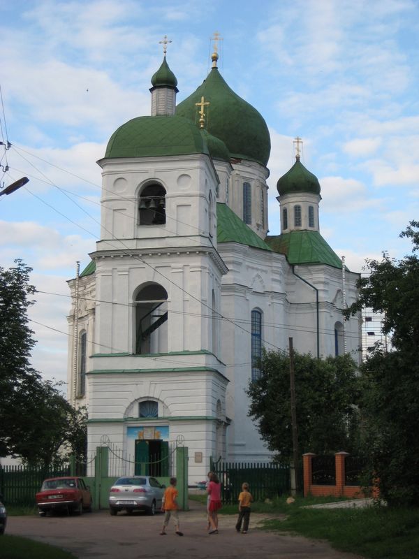 Церковь в честь Успения Пресвятой Богородицы в городе Новгород-Северский (1671) фото 4