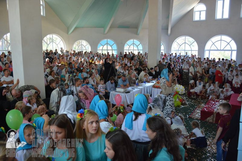 Три часа пения: в Ровенской епархии прошел хоровой фестиваль воскресных школ фото 3