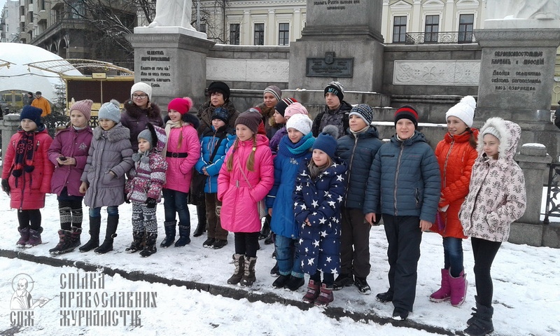 Діти з Мелітополя побували у «билинному» Києві фото 9