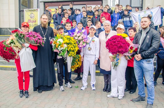 В Запорожье встретили православных спортсменов, прибывших с Чемпионата Мира фото 1