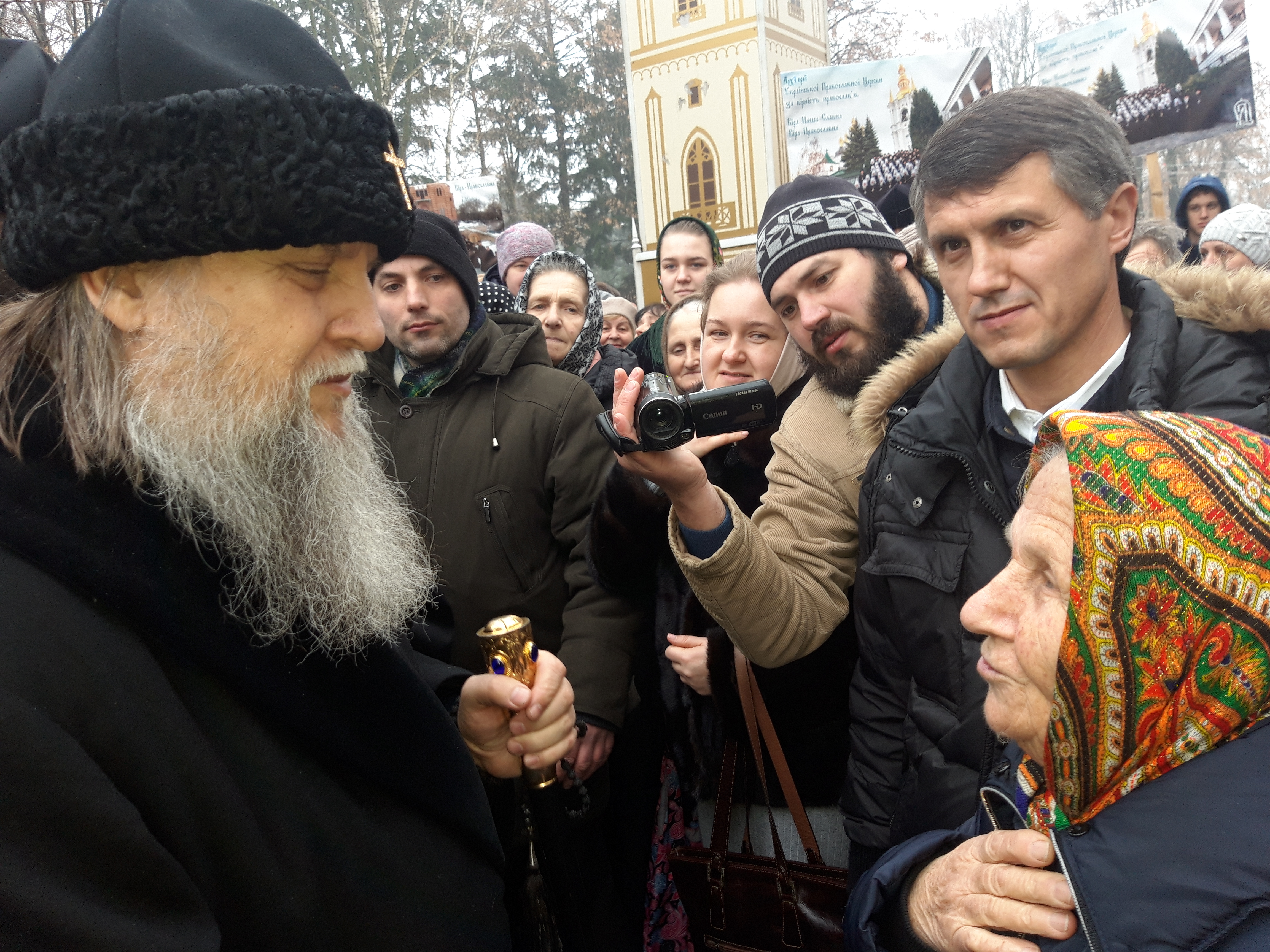 Суд не состоялся: винницкий судья подарил православным повод для праздника фото 3