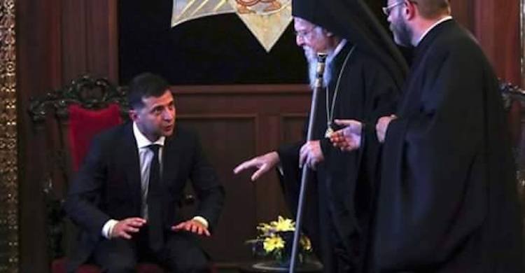 What did Vladimir Zelensky and Patriarch Bartholomew not agree on? фото 1