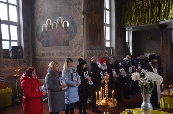 В епархиях УПЦ помолились о героях-ликвидаторах аварии на ЧАЭС фото 5