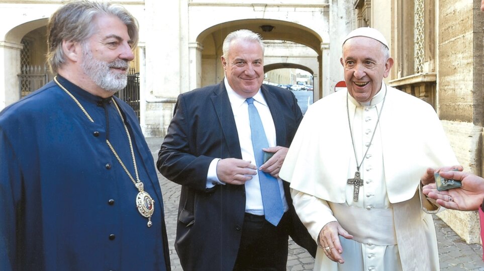 Hi-tech of future union: one under-the-radar meeting of the Pope in Greece фото 2