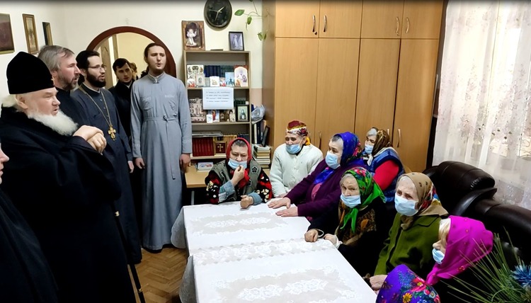 В епархиях УПЦ проходят благотворительные акции к Рождеству Христову фото 5