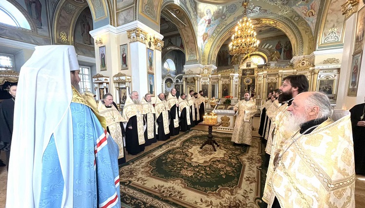 У єпархіях УПЦ моляться за мир в Україні фото 3