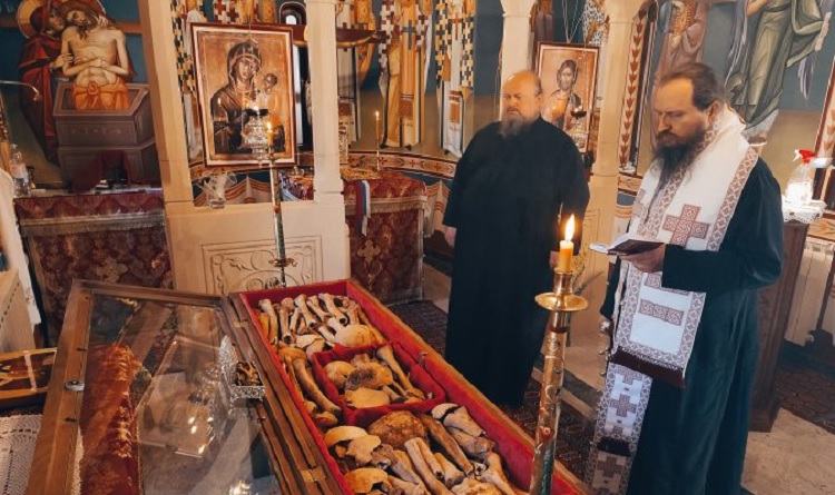 У стародавньому сербському монастирі знайшли мощі святих мучеників фото 1